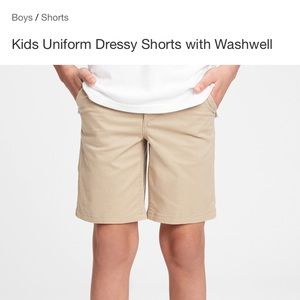 GAP kids khaki shorts, size 6